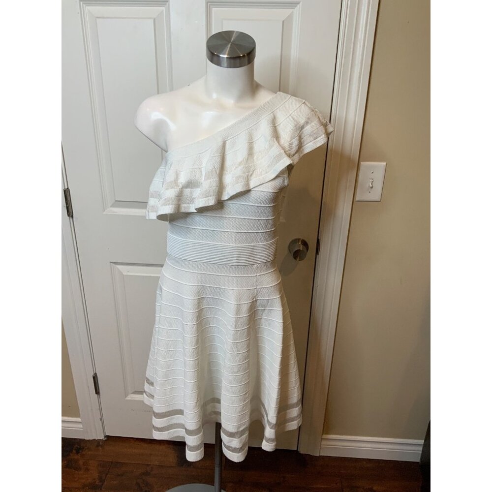 Ted Baker White Streena One Shoulder Ruffle Fit & Flare Mini Dress Size 2 | 6 US